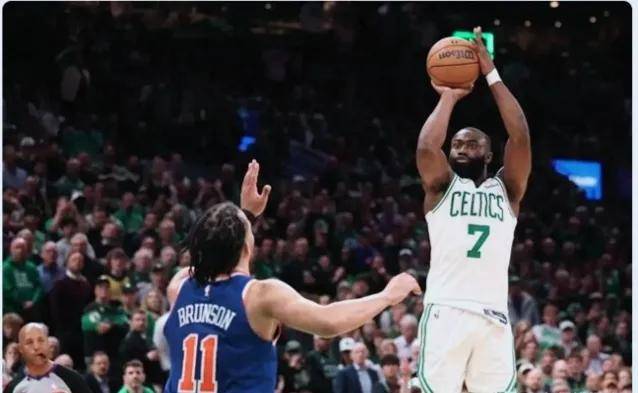 篮球明星纷纷公开伤势，球迷争议不断的简单介绍
